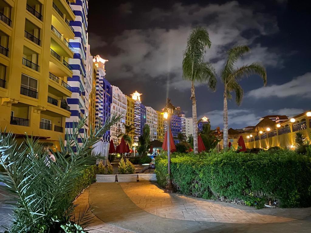 Porto Marina Resort Chalets Families Only El Alamein Exterior foto